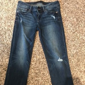 Cropped Skinny low rise ripped jeans